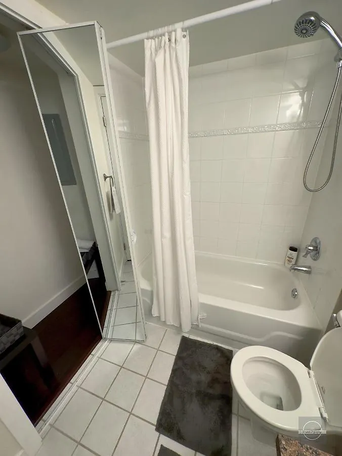 Stunning Ocean Apartment Vancouver
